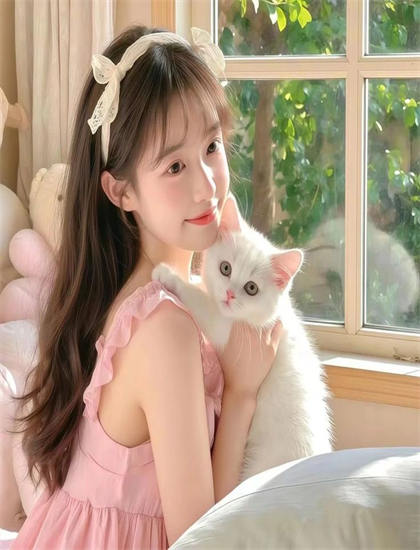 《她是女王》媒体评价：主流媒体观点与专业影评解读